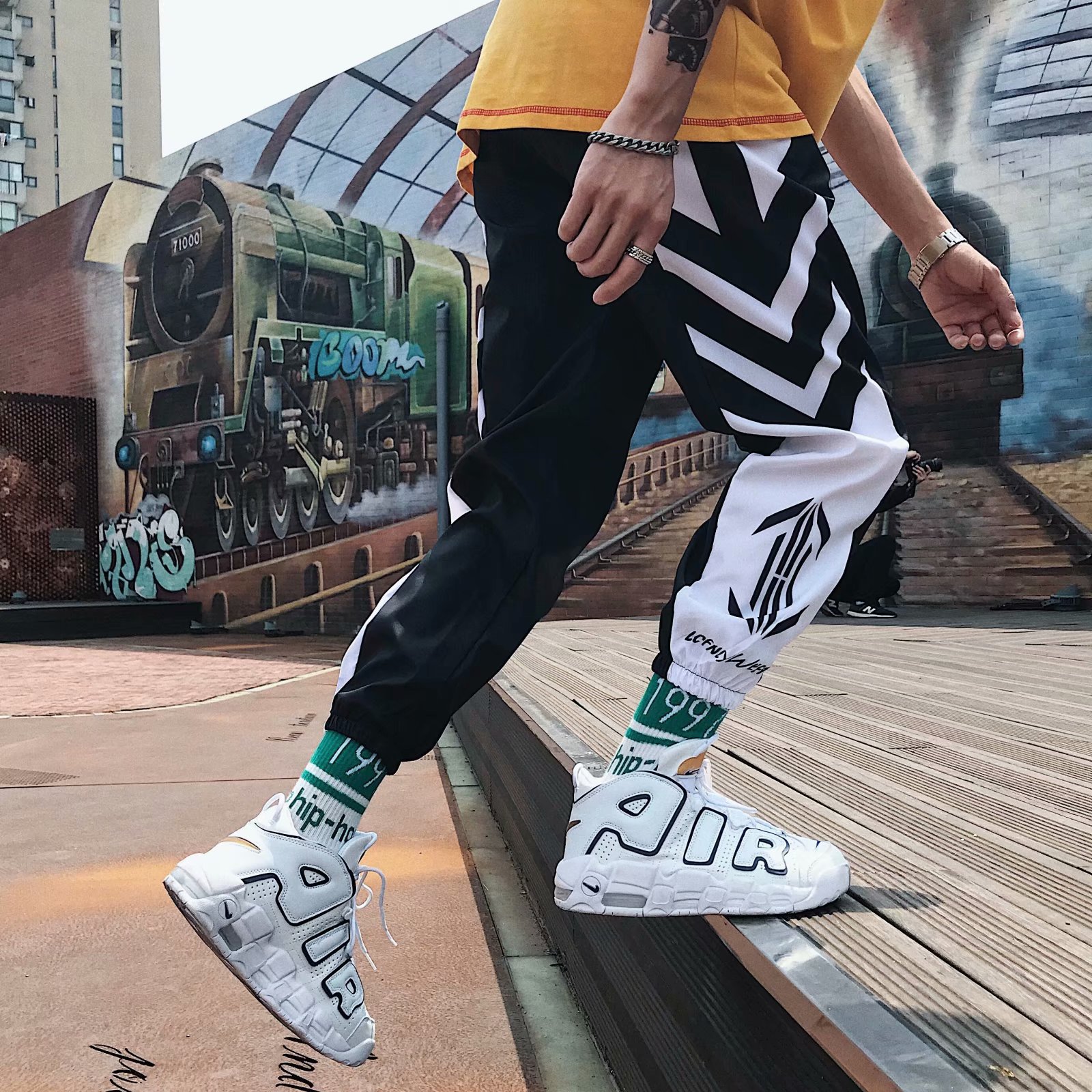 Korean Style Loose Fit Color Block Pants 2