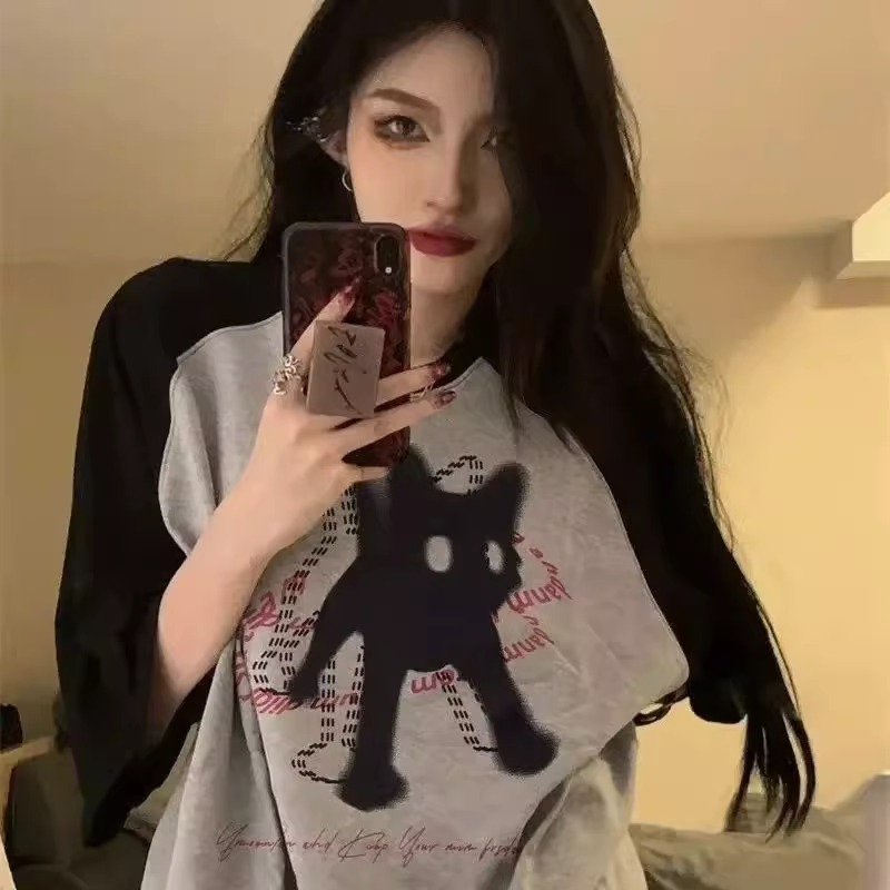 Women's Retro Cat Raglan Tee 10