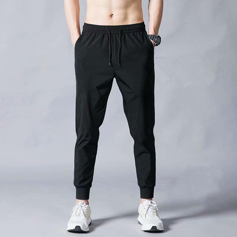 Slim Feet 9-Point Harlan Movement Pants