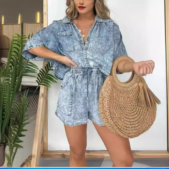 2-piece loose denim set with shirt and shorts