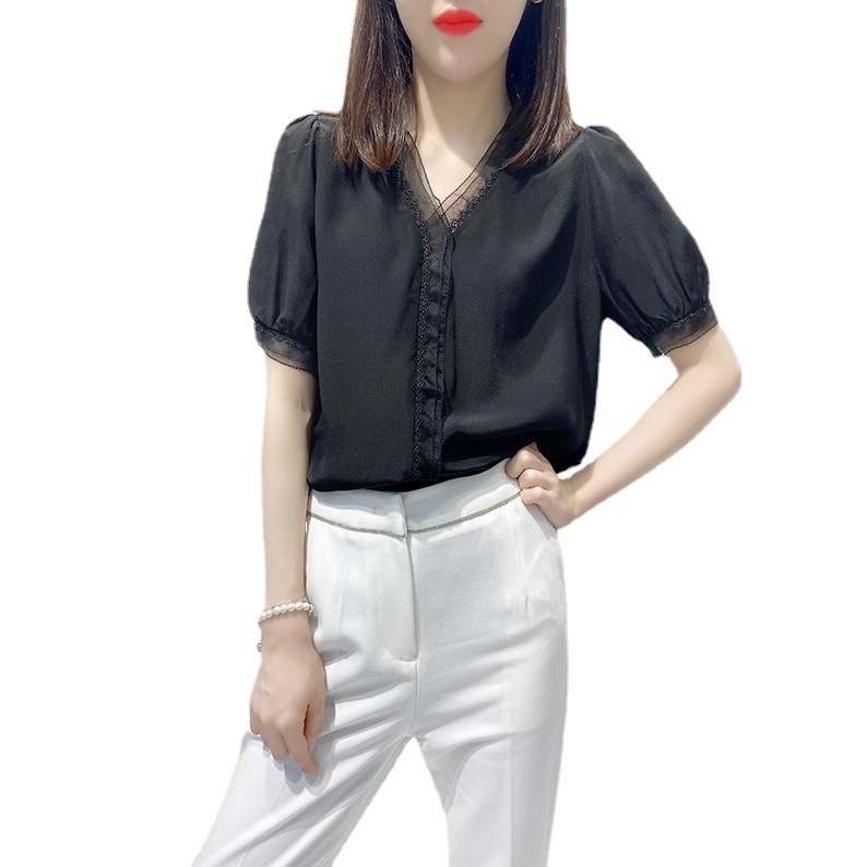 Chic V-Neck Puff Sleeve Lace Top 5