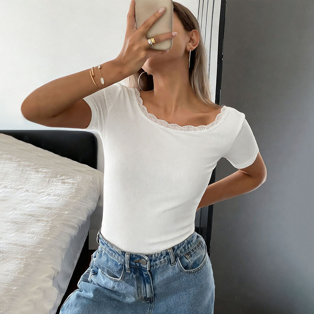 White Lace Backless Short-Sleeve Cropped Top 3