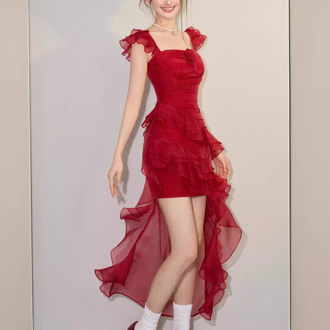 White Flying-Sleeve Strappy Trailing Dress