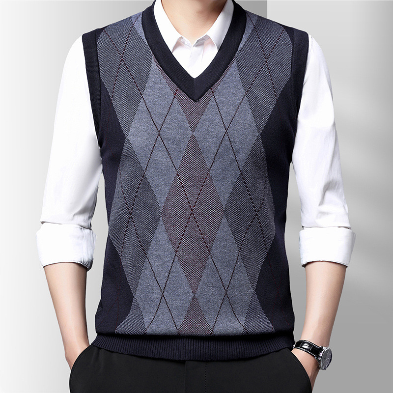 Men's Sleeveless Knitted Sweater Vest with Casual Plaid